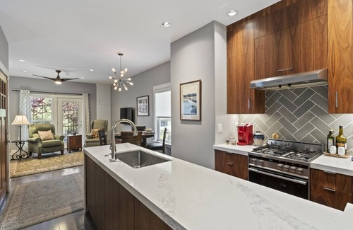 Richmond House | Charming Mid-Century Home Near Mt. Tabor