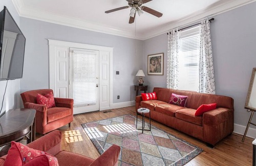 Central Gardens House | Charming Midtown Memphis 1BR