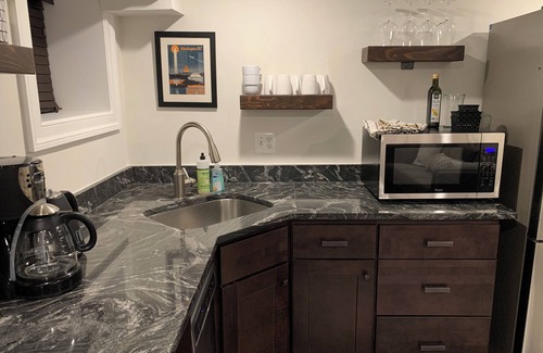 Pleasant Plains Apartment | Charming, modern 1-bedroom apartment in Washington with WiFi, AC