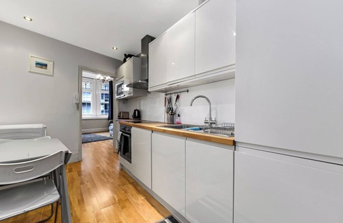 South Richmond Apartment | Charming Modern 1bedroomFlat in the Heart Richmond