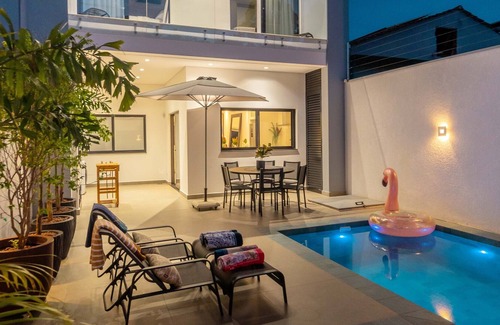 Foz do Iguacu Villa | Charming & Modern Villa with KING BED in the hear of Foz do Igua