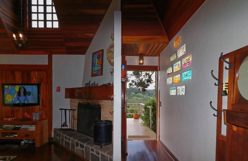 Campos do Jordao Ski Chalet | Charming Mountain Chalet