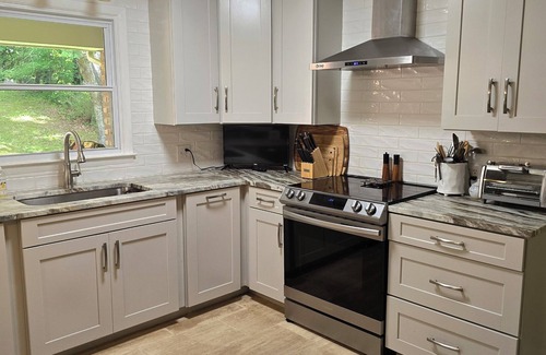 Sylva House | Charming Mountain Paradise 4-bedroom house between Sylva and 1.5 miles to WCUn
