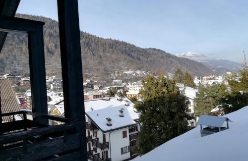 Aprica Apartment | Charming Mountain Penthouse