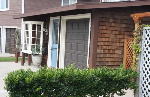 Pierpont Bay Cottage | Charming 'Nantucket' Style Beach Cottage