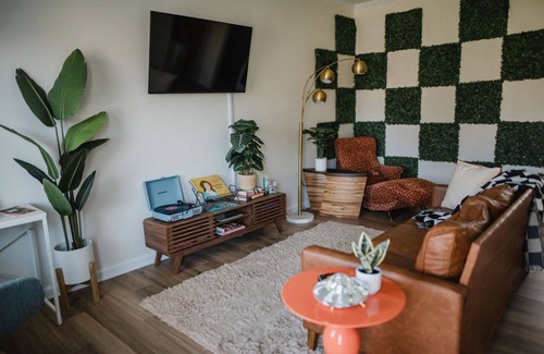 Woodbine House | Charming Nashville Oasis + 2 Dedicated Workspaces