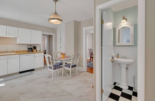 West Hartford House | Charming New England Home in West Hartford Center