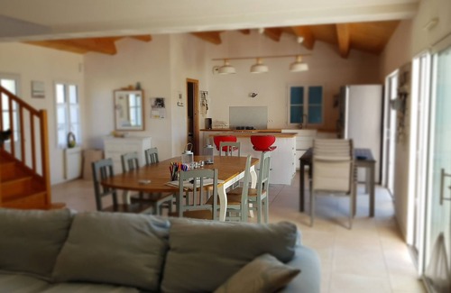 Barbatre Villa | Charming new vacation home, 10 min from the beach