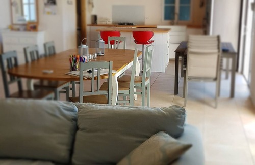 Barbatre Villa | Charming new vacation home, 10 min from the beach