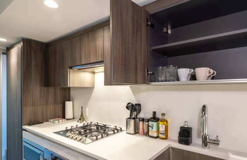 Richmond City Centre Apartment | Charming Oasis Close to Airport & Downtown