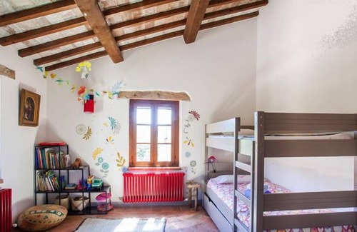 San Venanzo House | Charming old stone house, large infinity pool, Umbria