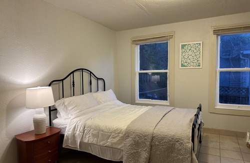 Horace Mann House | Charming one bedroom unit with WiFi and AC in pleasant San Jose