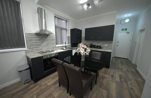 Telford Apartment | Charming Oxford Apartment in Telford - Flat 2