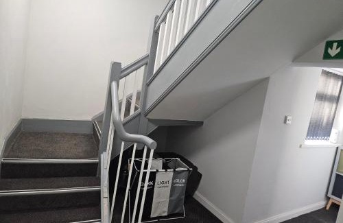Telford Apartment | Charming Oxford Apartment in Telford - Flat 1