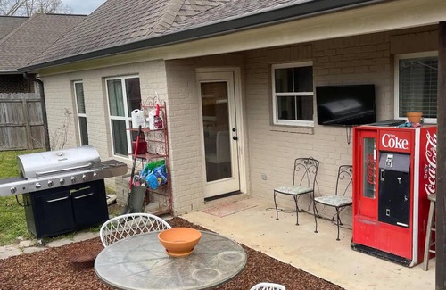 Oxford House | Charming Oxford Vacation Rental