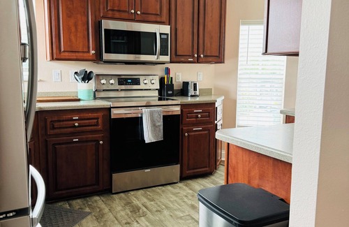 Palm Harbor House | Charming Palm Harbor Escape. - Cozy Home Near Gulf Beaches