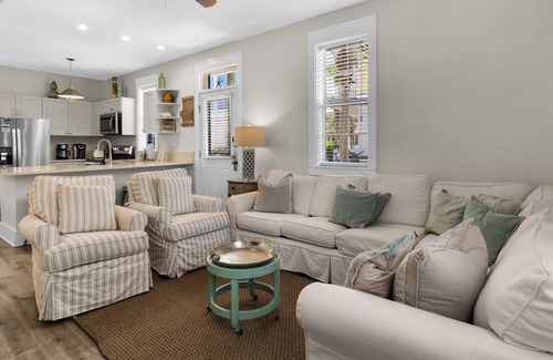 Seagrove Beach House | Charming Patio Home - Community Pool & Hot Tub