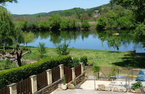 Domme House | Charming Périgourdine from the 18th century on the banks of the Dordogne, superb river view.