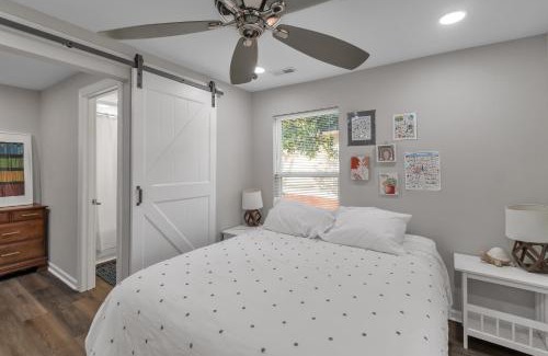 Concord House | Charming Pet Friendly Concord Retreat home