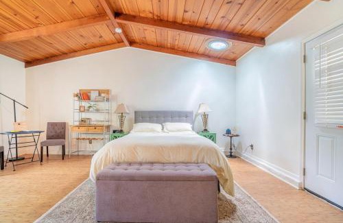 Big Bar House | Charming, Pet-friendly Glamping Vacation Rental in Northern California
