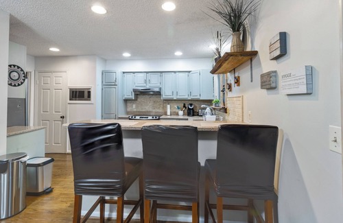 Annapolis House | Charming Pet-Friendly Stay - Near Bay & Beaches.