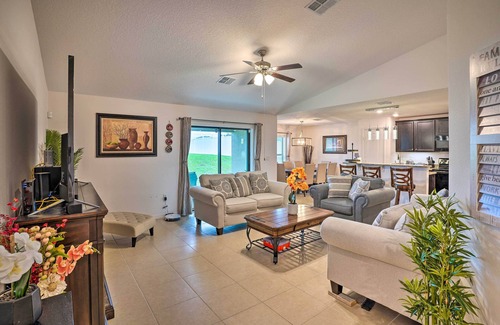 Fedhaven House | Charming Poinciana House w/Patio: 30 Mi to Disney