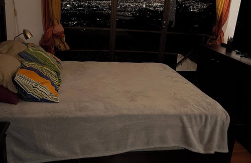 San Antonio House | Charming Private 1 bedroom Queen Size in San Antonio Escazu San Jose