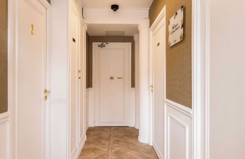 Pigalle Apartment | Charming Private Room in Pigalle