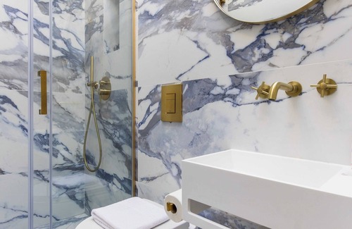 Pigalle Apartment | Charming Private Room in Pigalle