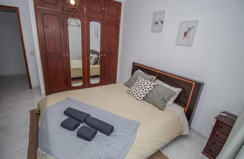 Faro Apartment | Charming Private Rooms in an Apartment A1 Penha - Faro