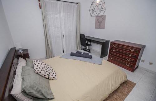 Faro Apartment | Charming Private Rooms in an Apartment A1 Penha - Faro