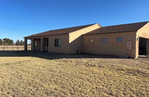 San Tan Valley House | Charming Queen Creeks R6 Ranch 4-bedroom house with WiFi and AC.