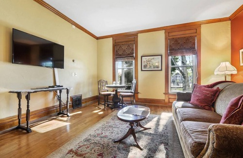 Sturgeon Bay Hotel | Charming Queen Suite, two person jet tub, downtown
