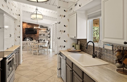 West Sedona House | Charming Ranch-Style Home with Hot Tub, EV Charger and Fireplace in West Sedona!