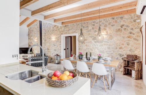 Pollensa Ski Chalet | Charming renovated townhouse in the heart of Pollensa