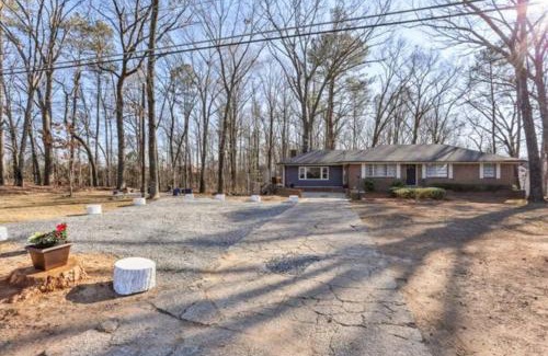 Mableton Apartment | Charming renovated 4B Ranch