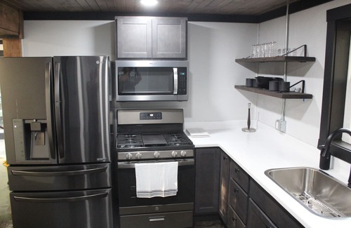 Glouster House | Charming renovated cottage nestled in serene state park.