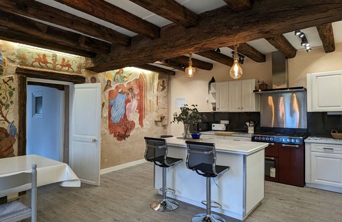 Chateauroux Cottage | Charming Renovated Home: Modern Comfort Near Châteauroux Center, Sleeps 10, Private Courtyard