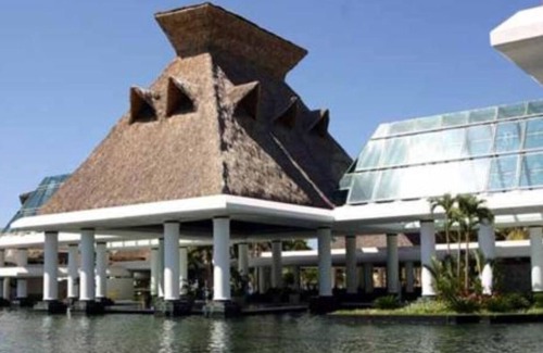 Playa Diamante Resort | Charming resort in gorgeous Acapulco de Juárez with WiFi, AC