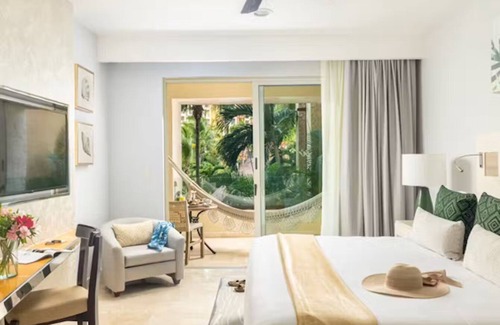 Puerto Juarez Resort | Charming resort in delightful Cancún with AC, WiFi, fitness room