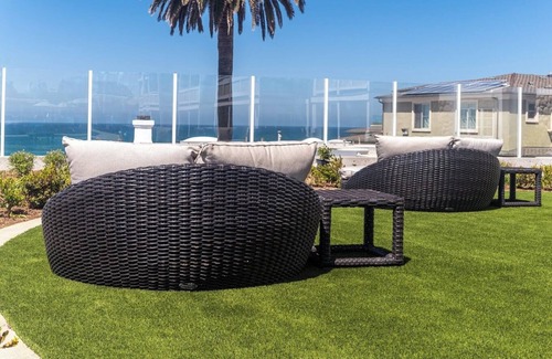 Carlsbad Village Apartment | Charming resort in superb Carlsbad Village with ocean view - June 28 to July 5th