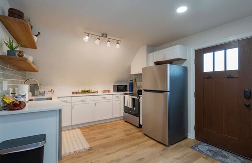 Lynchburg House | Charming Retreat: *Central* | Cozy 1-Bedroom!