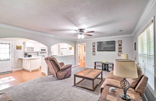Dogwood Park House | Charming Retreat < 2 Mi to Cranfield Marina!