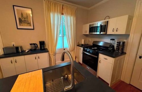 Green Island Apartment | Charming Riverfront 4BR Flat