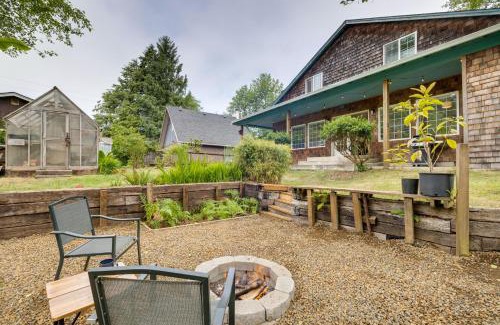 Rockaway Beach House | Charming Rockaway Beach House, Walk to Ocean!