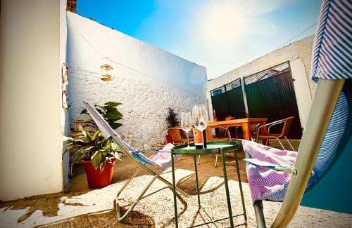 Reguengo Grande House | Charming Rustic Wine Cellar House in Reguengo Grande with Fireplace