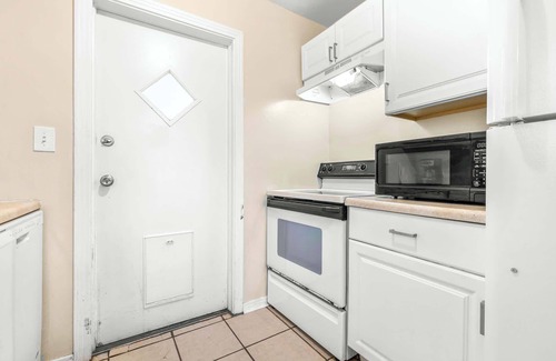 Old Seminole Heights House | Charming Seminole Heights Getaway