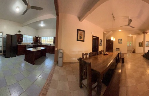Barra de Colotepec House | Charming & Serene Retreat ~ A Walk to Ocean ~ Pool