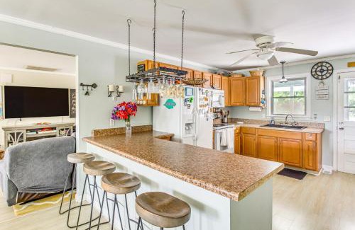 Shallotte House | Charming Shallotte Home about 4 Mi to Ocean Isle Beach