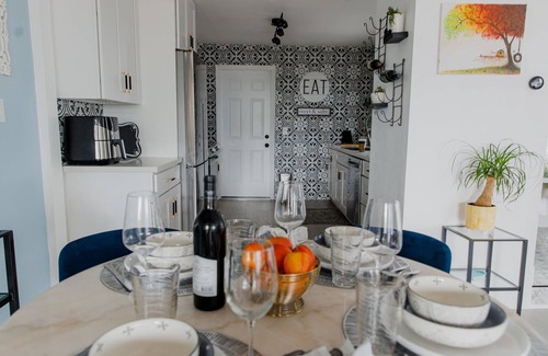Laguna Hills House | Charming, Simple, and Cozy townhouse